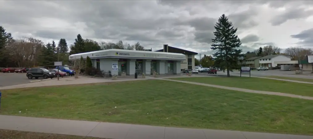 Janzens Northwood Park Health Centre-504 Edward St N, Thunder Bay, ON P7C 4P9, Canada